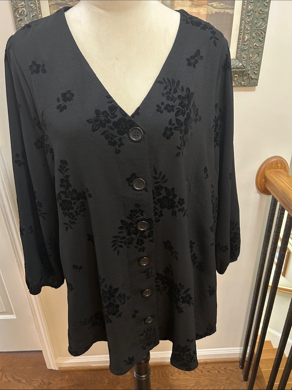 Black Floral Button-Front V-Neck Blouse